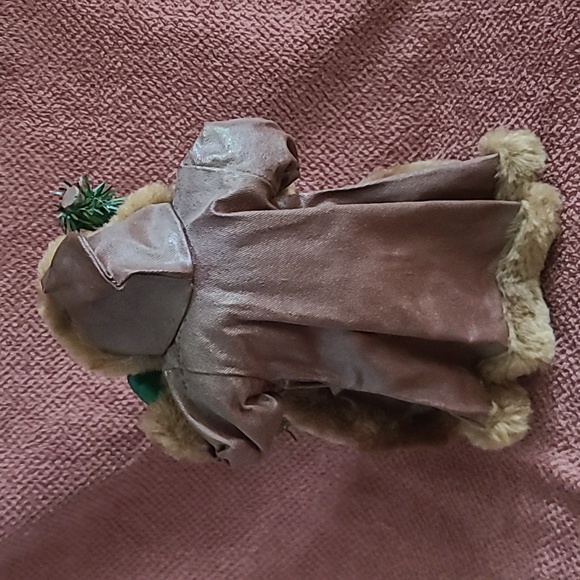 Woodland Santa Statue, 10 1/2” tall, Fabric mache Santa Claus with bag fur trim. - Picture 4 of 7